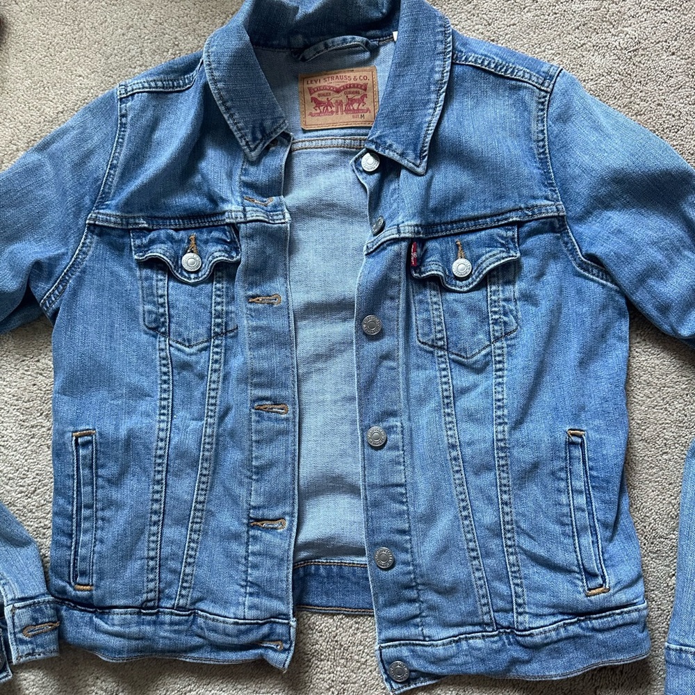 Levi’s Trucker denim jacket